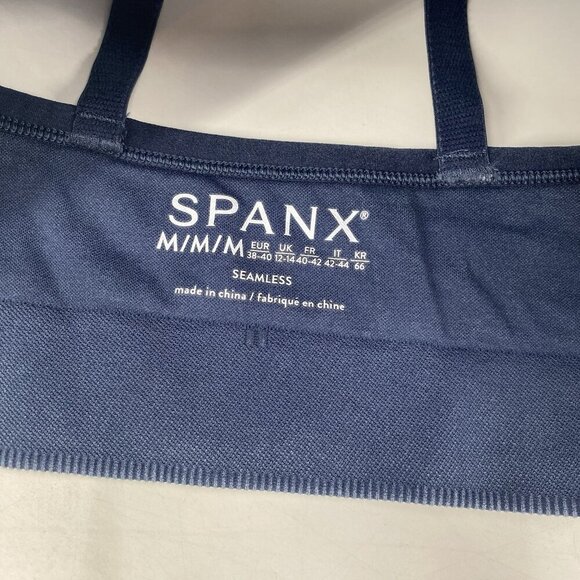 SPANX Seamless Soft Stretch Sports Bra Size M Midnight Navy Blue Ribbed - Picture 3 of 6